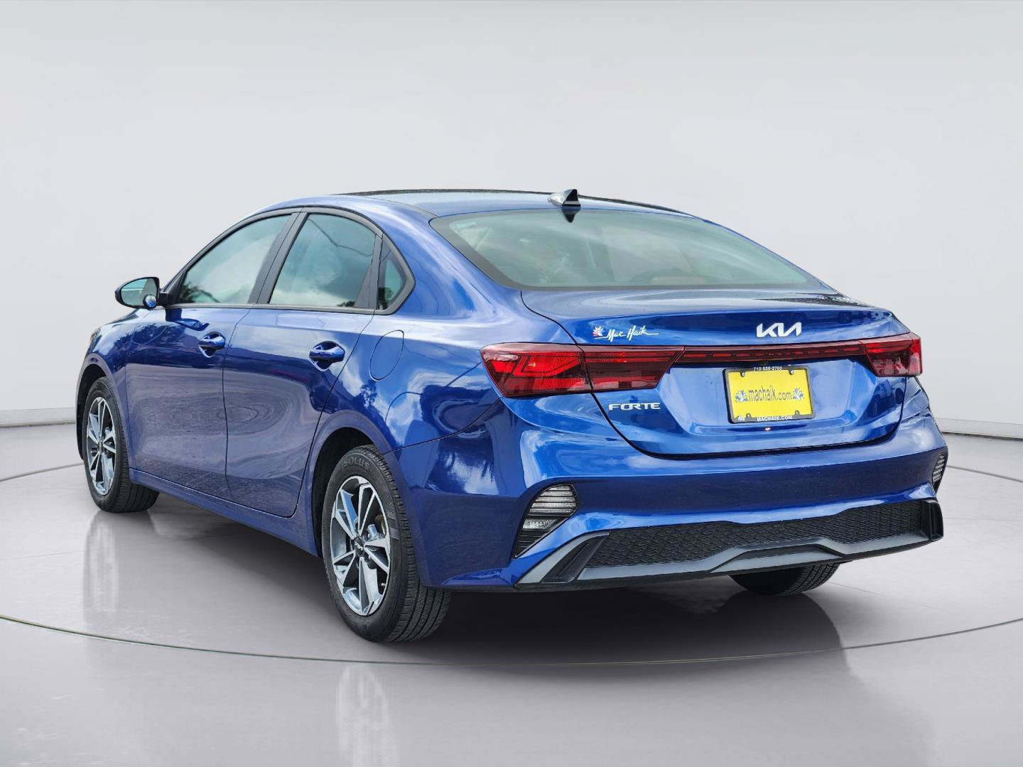 Used 2024 Kia Forte LXS FWD image 7