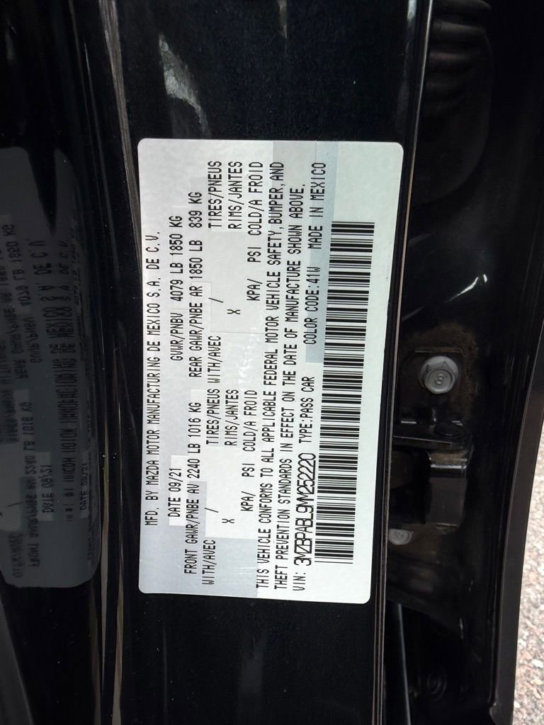 Used 2021 MAZDA MAZDA3 s image 29