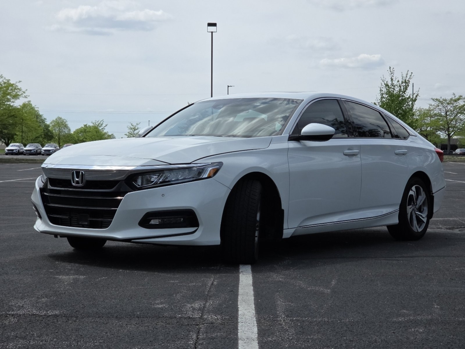Used 2018 Honda Accord EX image 17