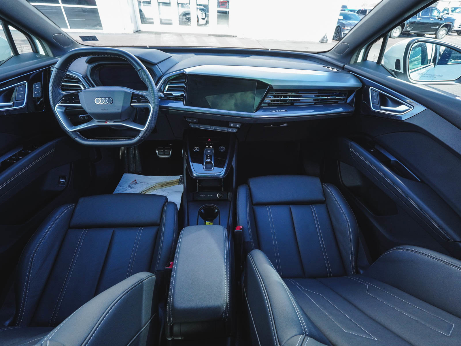 Used 2025 Audi Q4 e-tron Premium image 37