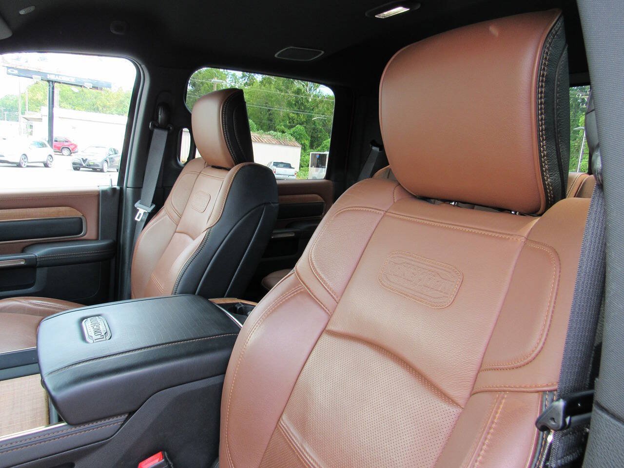Used 2020 RAM 2500 Limited AWD/4WD image 44