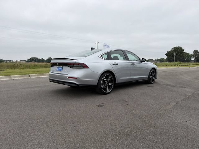 Used 2025 Honda Accord Sport image 8