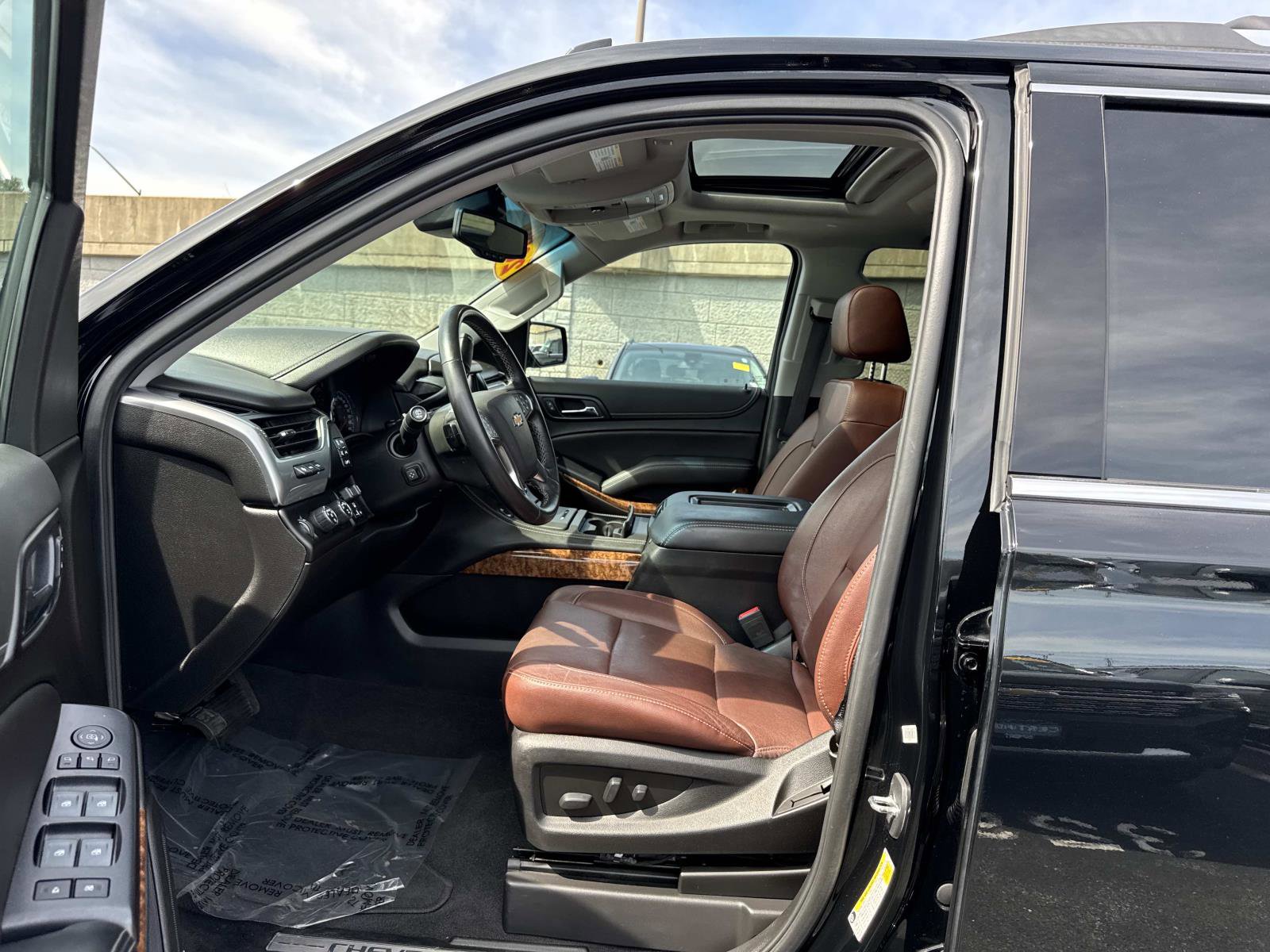 Used 2020 Chevrolet Tahoe Premier w/ Premier Plus Edition image 20