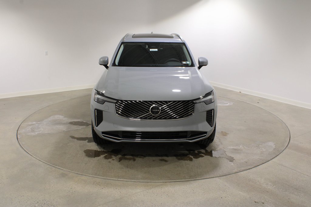 New 2026 Volvo XC90 B6 Plus w/ Protection Package AWD/4WD image 2