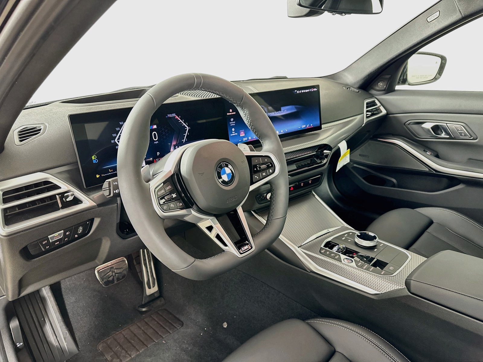 New 2026 BMW 330i xDrive Sedan w/ M Sport Package AWD/4WD image 32