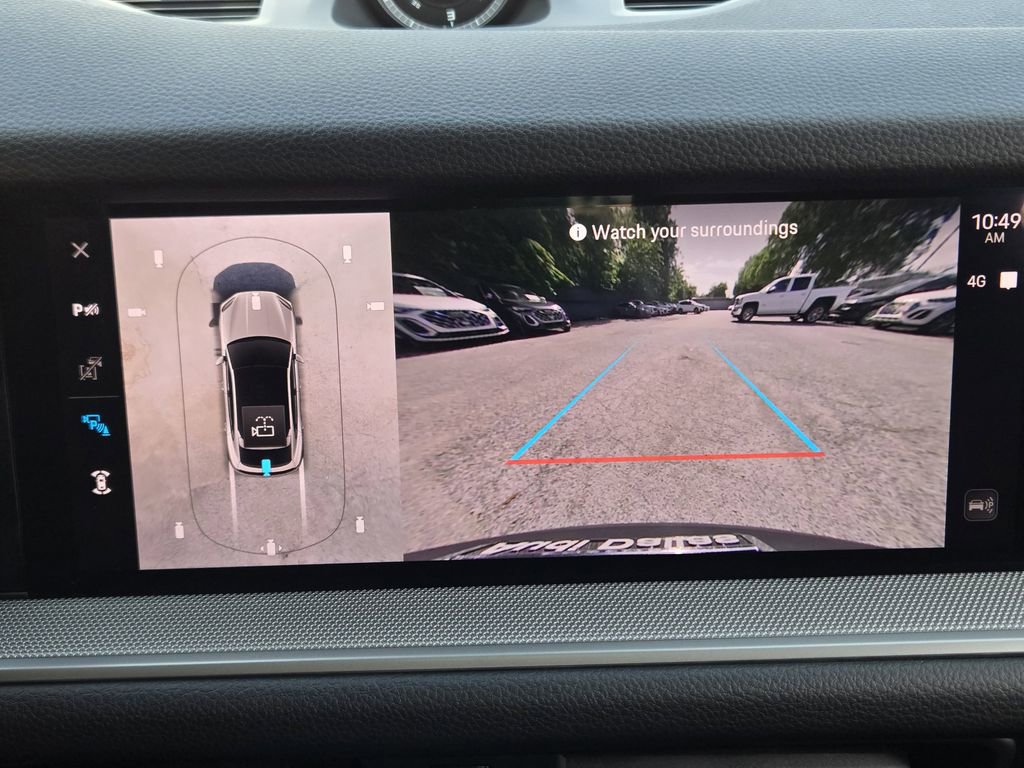 Used 2024 Porsche Cayenne Coupe image 24