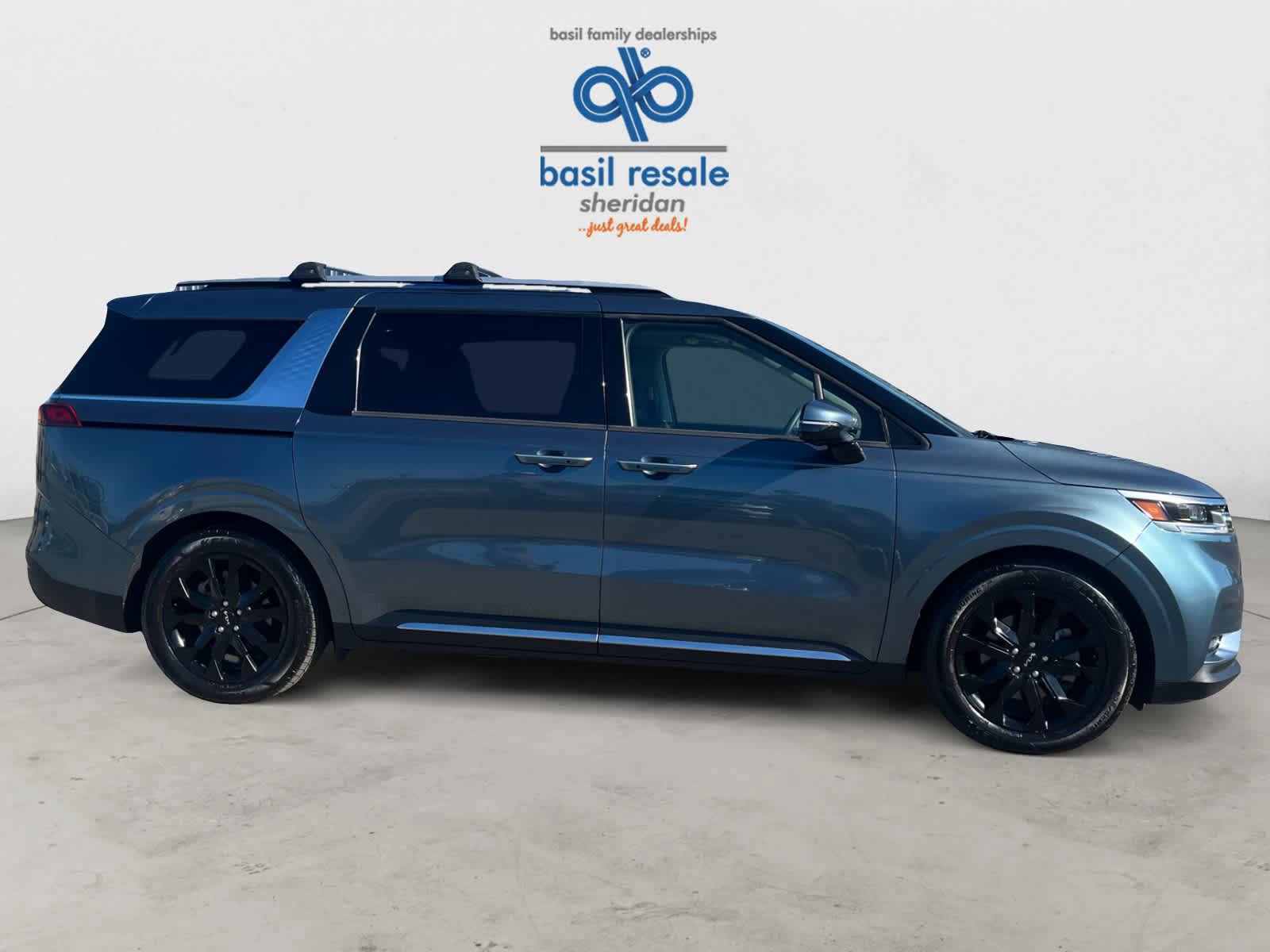 Used 2022 Kia Carnival SX Prestige FWD image 8