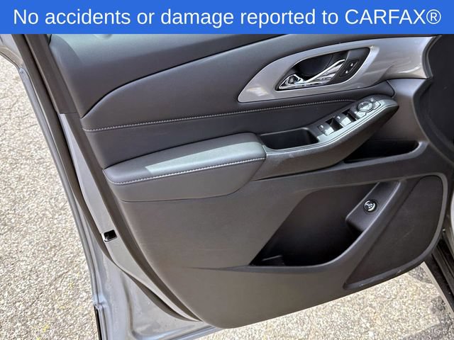 Certified 2023 Chevrolet Traverse LT FWD image 17