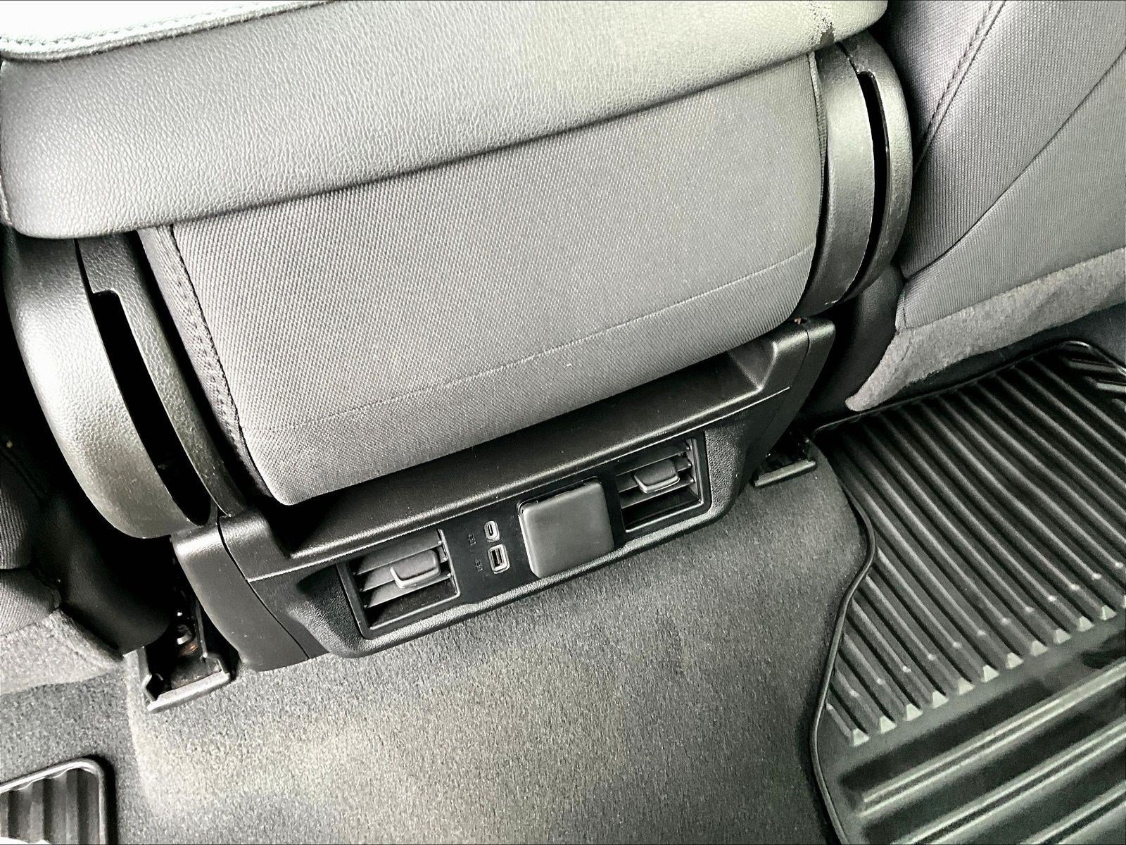 Used 2024 Chevrolet Silverado 1500 LT AWD/4WD image 10