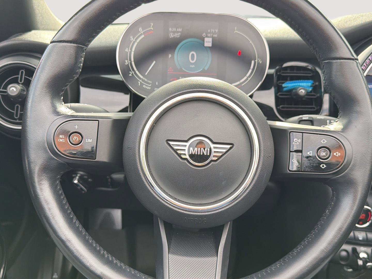 Used 2022 MINI Cooper Convertible w/ Premium Package FWD image 17