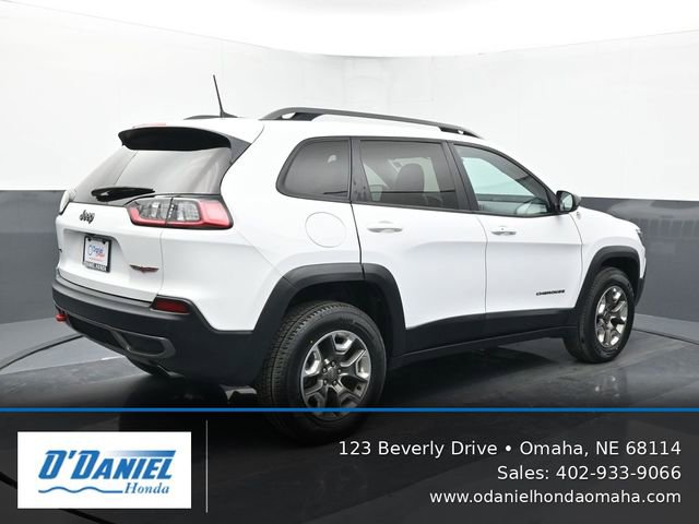Used 2019 Jeep Cherokee Trailhawk w/ Cold Weather Group AWD/4WD image 6