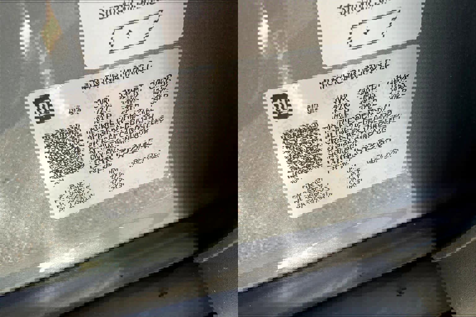 Used 2023 GMC Acadia AT4 w/ Technology Package image 33