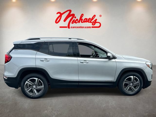 Used 2019 GMC Terrain SLT w/ Preferred Package FWD image 2