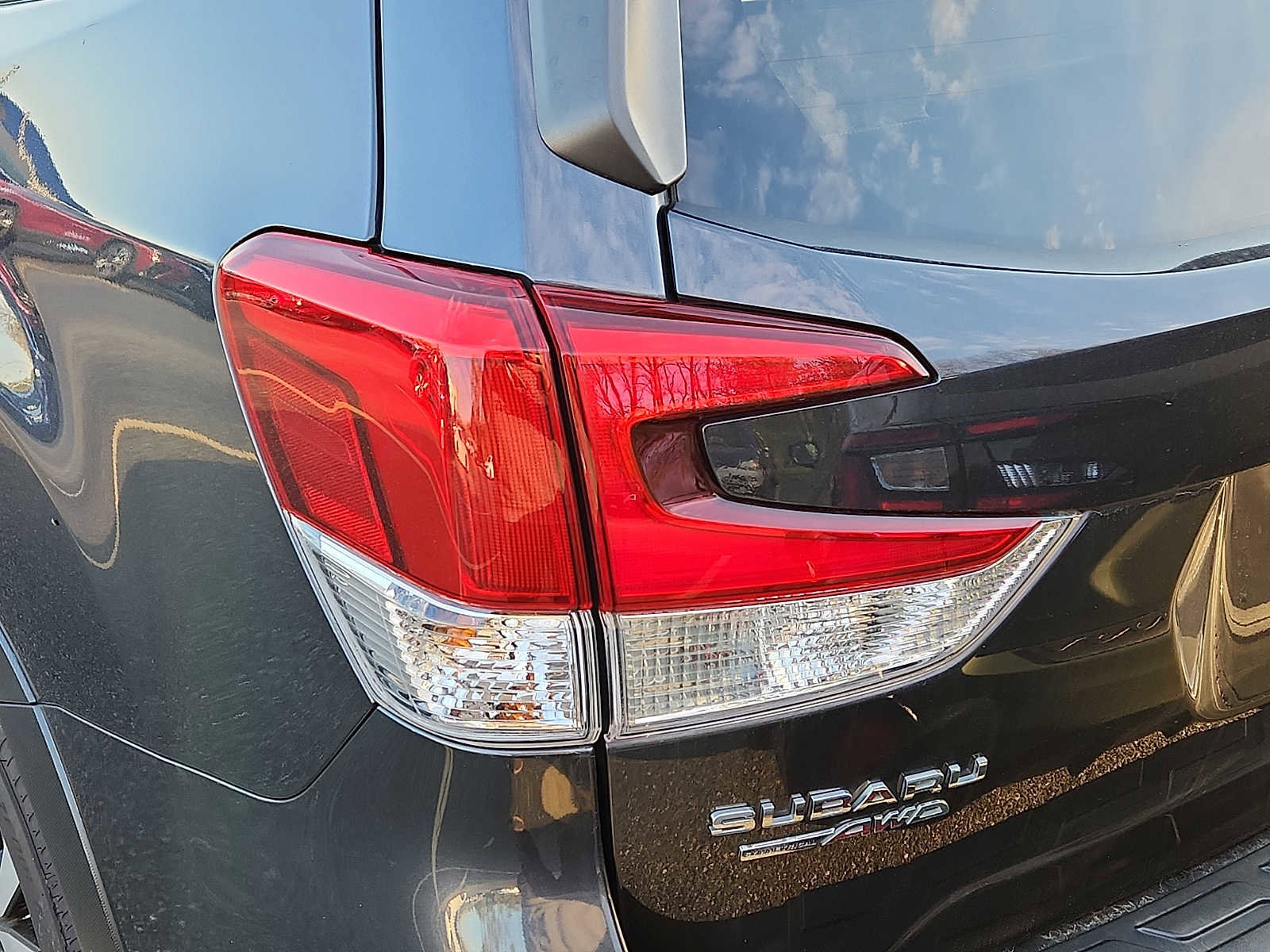 Used 2019 Subaru Forester Limited image 9