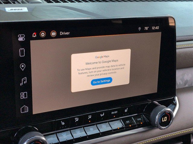 Used 2024 Chevrolet Colorado ZR2 w/ Safety Package AWD/4WD image 20