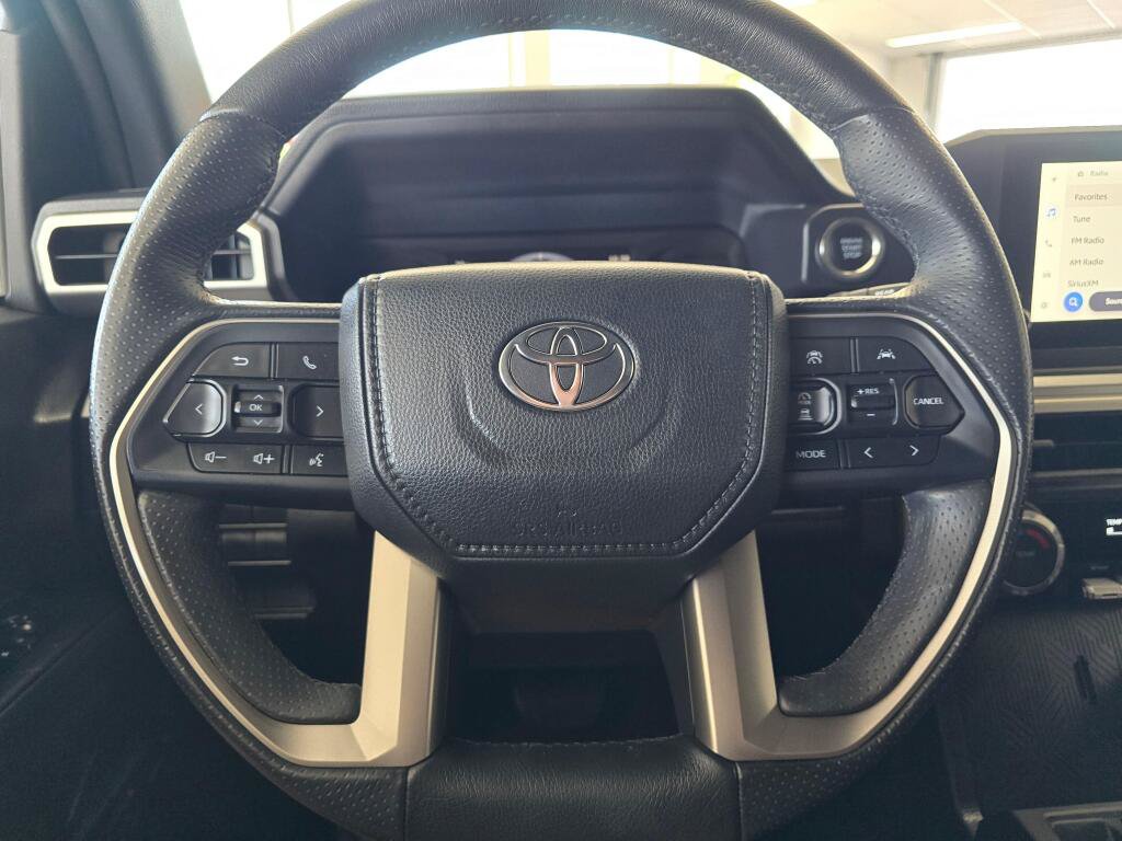 Certified 2025 Toyota 4Runner SR5 AWD/4WD image 20