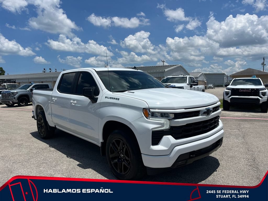 Used 2024 Chevrolet Silverado 1500 RST RWD image 2