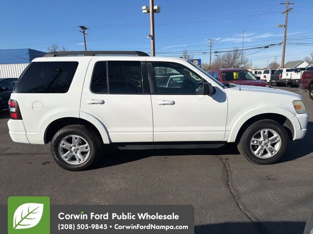 Used 2010 Ford Explorer XLT image 4