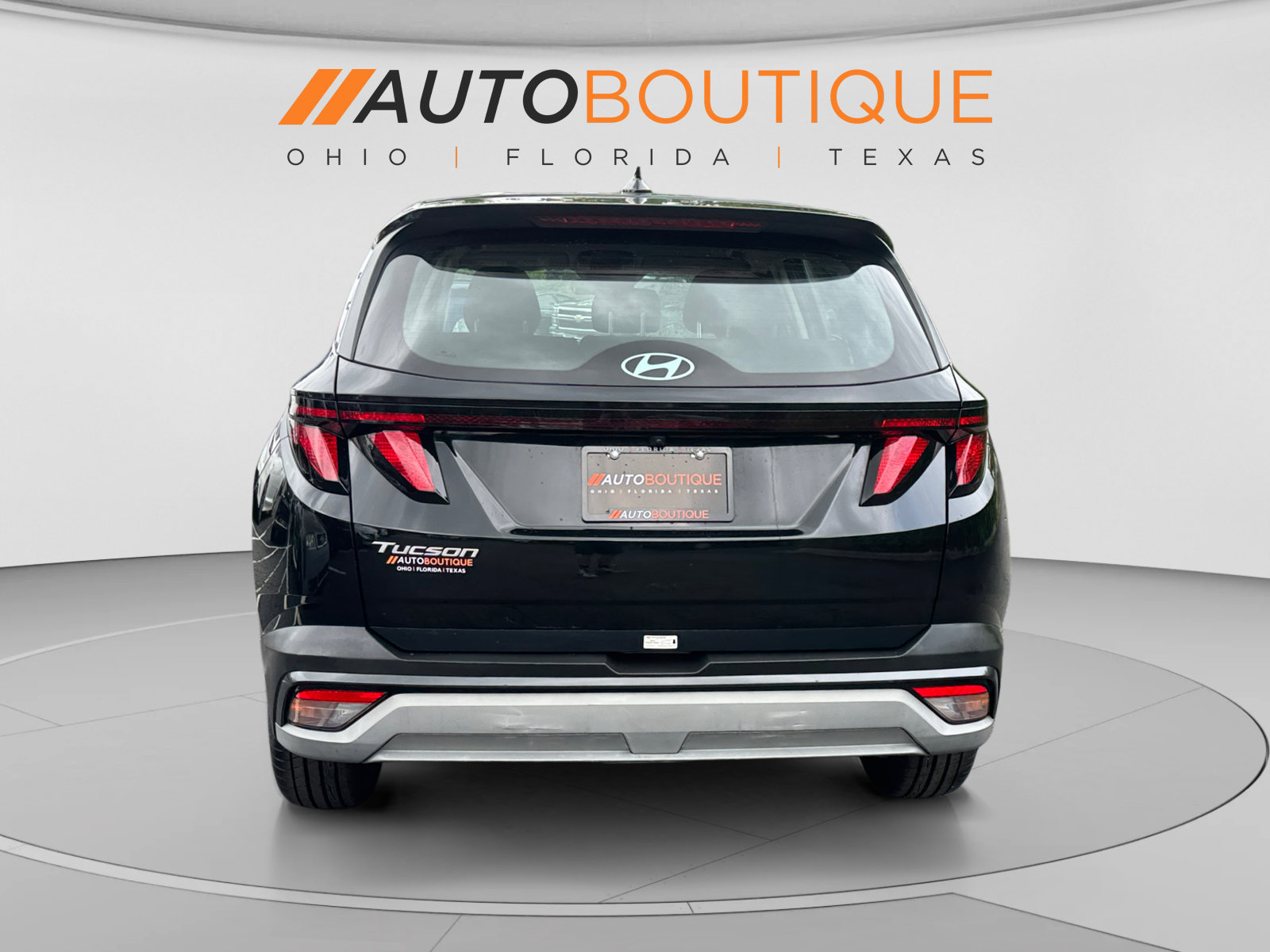 Used 2025 Hyundai Tucson SE FWD image 9
