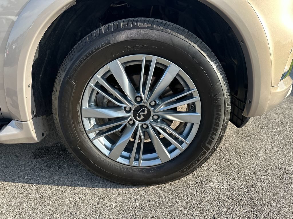 Used 2022 INFINITI QX80 Luxe w/ Cargo Package RWD image 16
