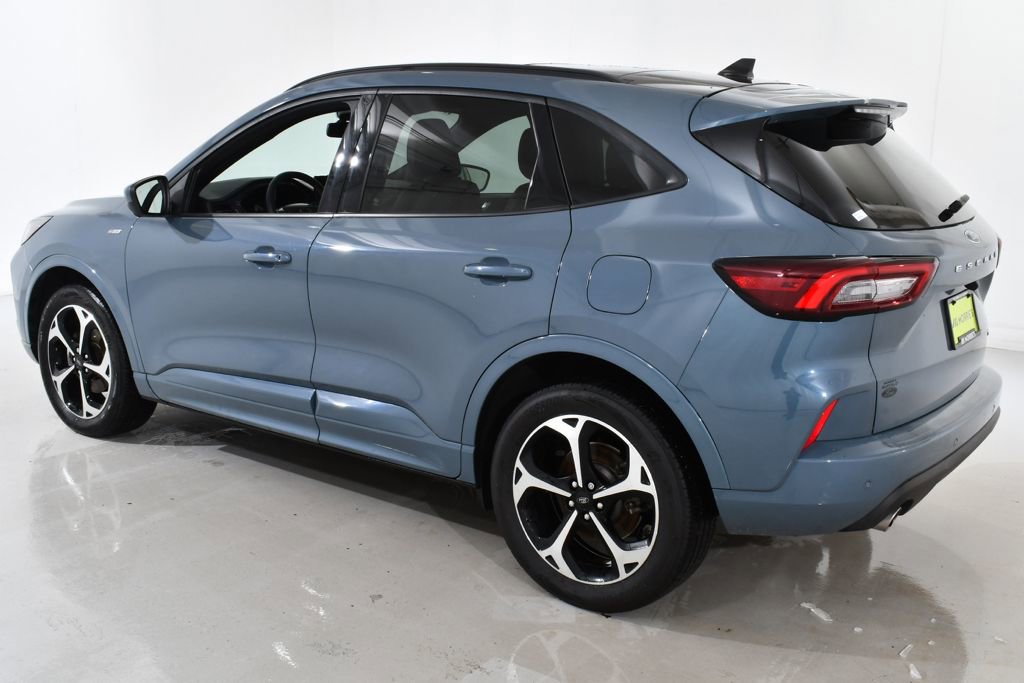 Used 2023 Ford Escape ST-Line Elite image 15