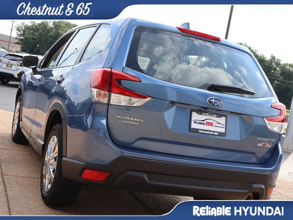 Used 2022 Subaru Forester AWD/4WD image 4