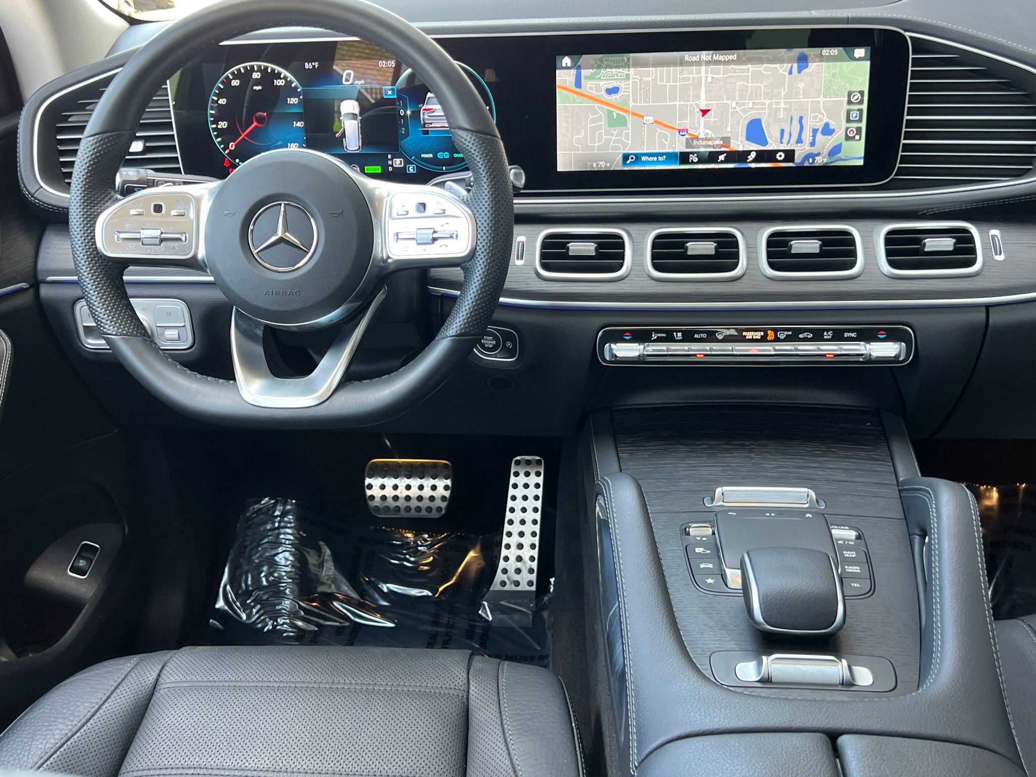 Used 2023 Mercedes-Benz GLS 580 4MATIC image 17