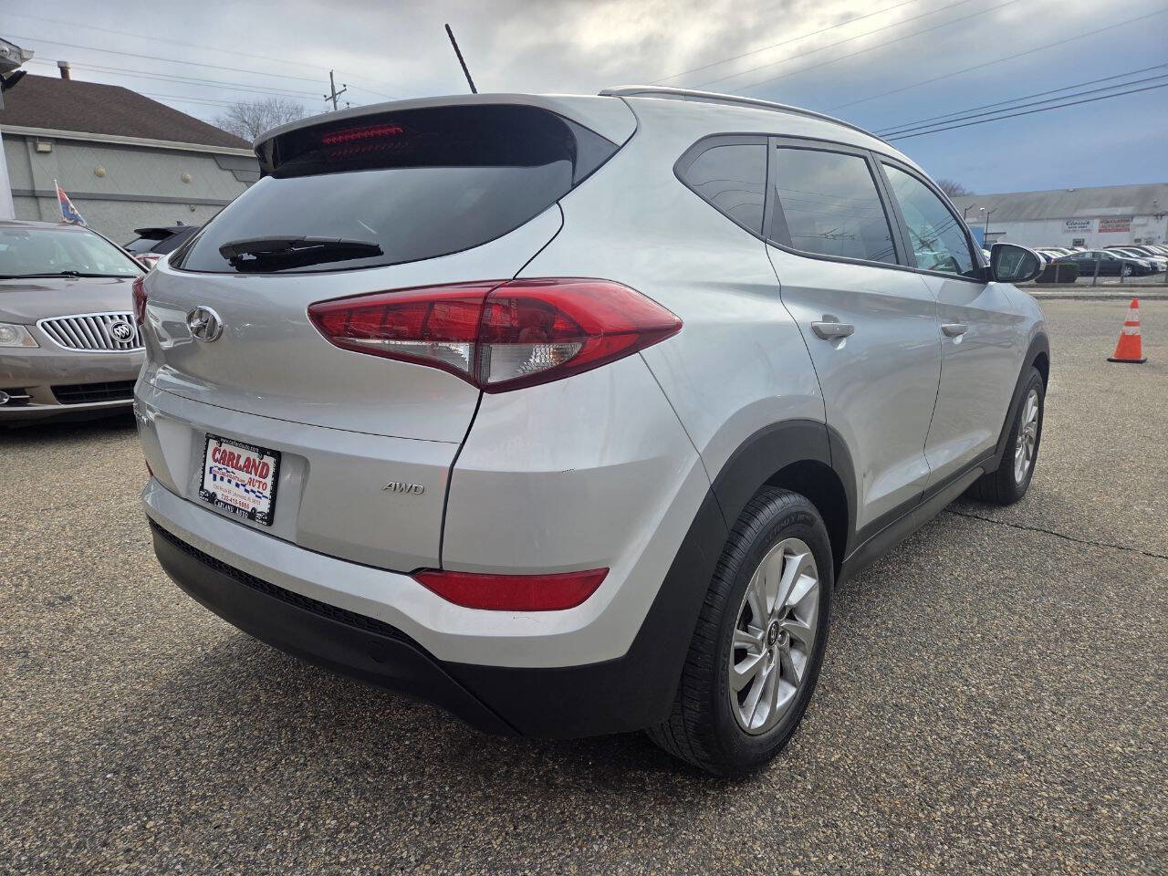 Used 2016 Hyundai Tucson SE w/ Option Group 02 AWD/4WD image 7