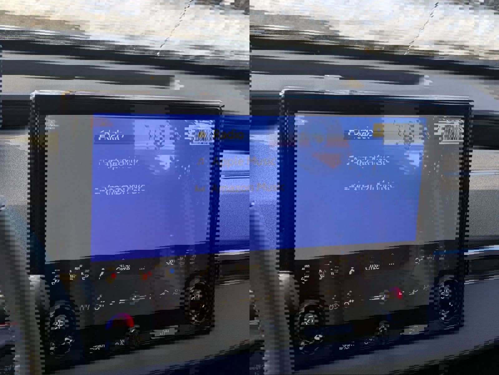 New 2026 Subaru Solterra image 25