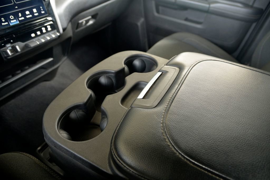 Used 2025 RAM 2500 Big Horn image 26