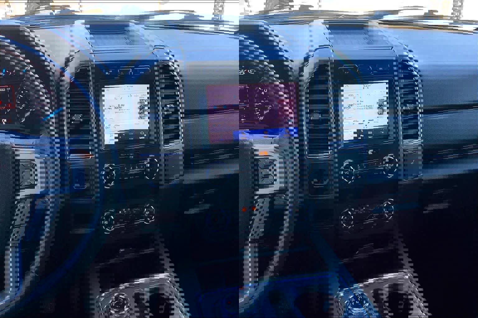 Certified 2021 Ford Expedition XLT image 7