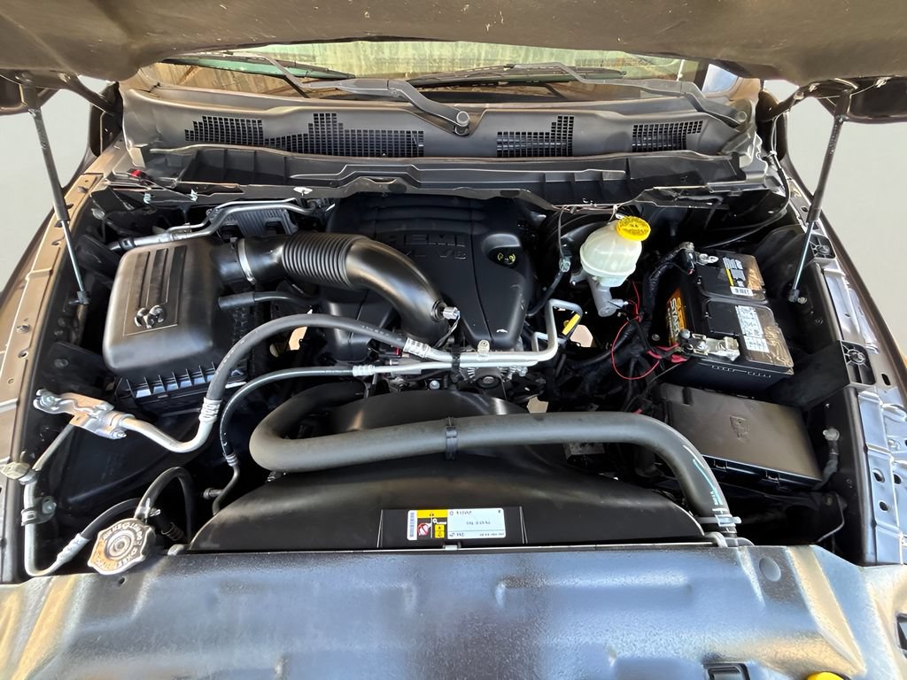 Used 2018 RAM 1500 Express RWD image 28