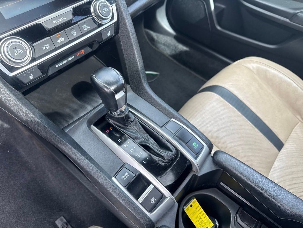 Used 2016 Honda Civic Touring image 8