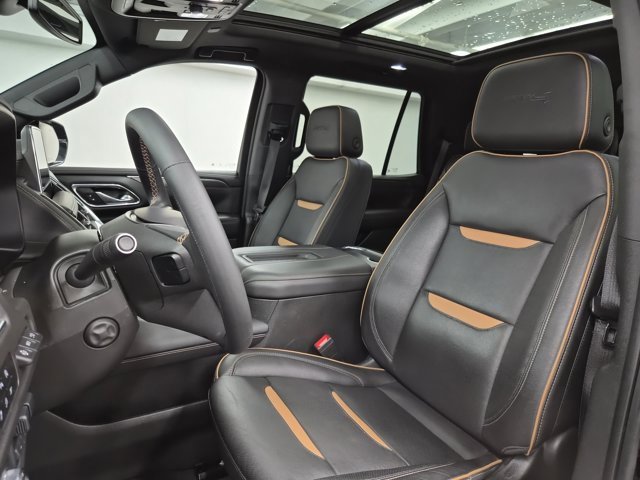 Used 2023 GMC Yukon AT4 w/ AT4 Premium Plus Package image 23