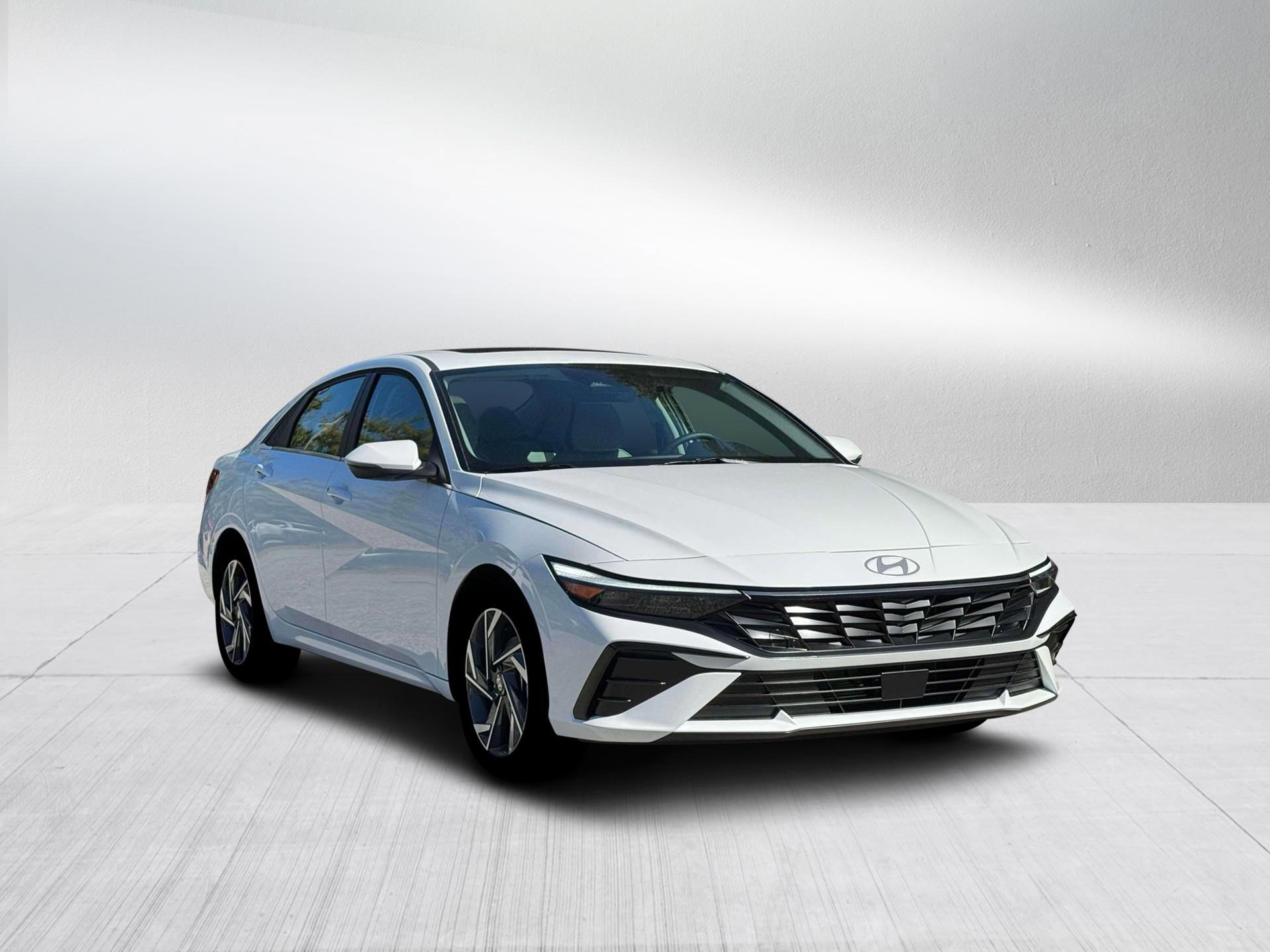 New 2026 Hyundai Elantra Limited image 11