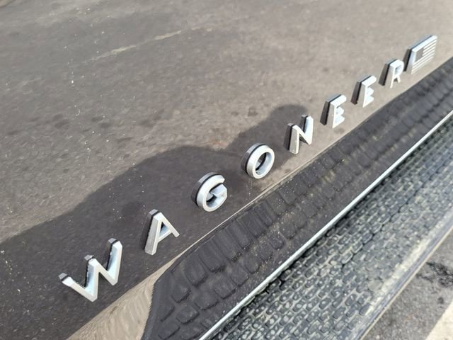 Used 2024 Jeep Wagoneer L 2WD w/ Premium Group I image 11