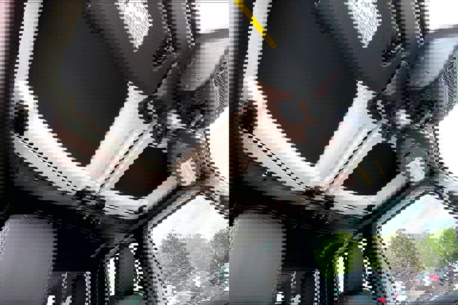 Used 2025 Jeep Gladiator Rubicon AWD/4WD image 13