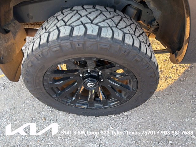 Used 2020 Toyota 4Runner SR5 AWD/4WD image 11