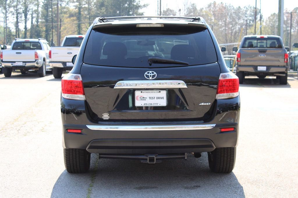 Used 2013 Toyota Highlander SE AWD/4WD image 6