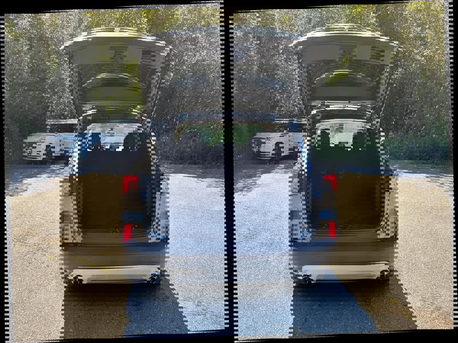 Used 2022 Ford Escape SE image 39