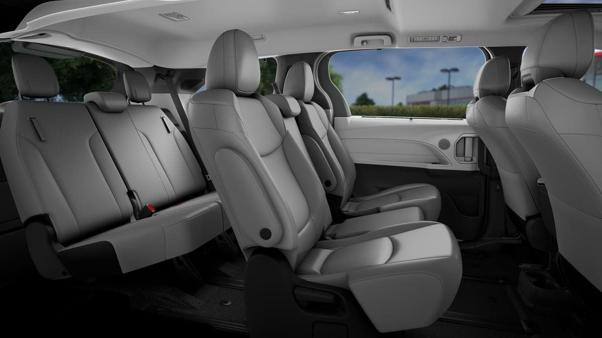New 2026 Toyota Sienna XLE FWD image 21