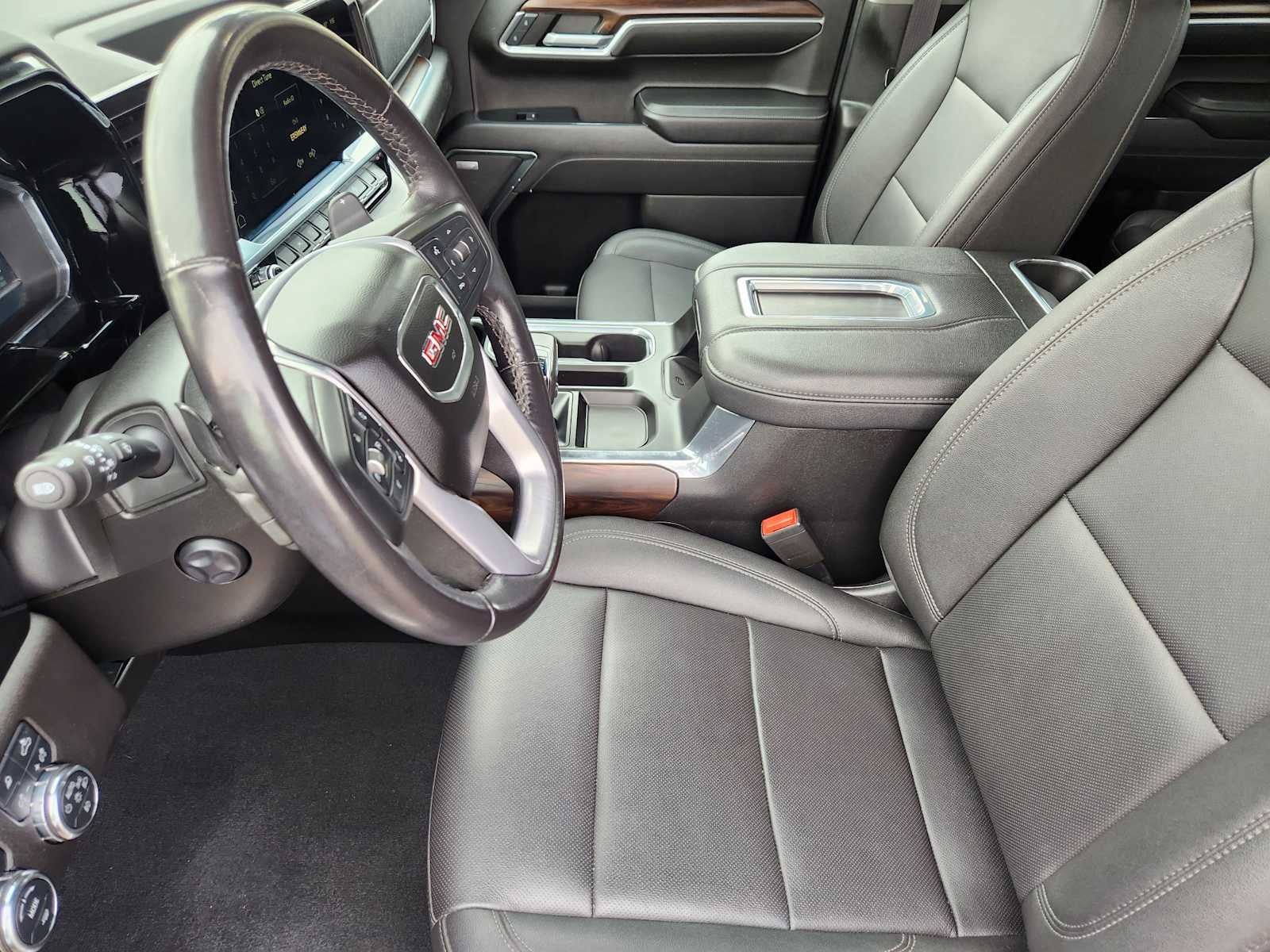 Used 2022 GMC Sierra 1500 SLT w/ SLT Convenience Package AWD/4WD image 7