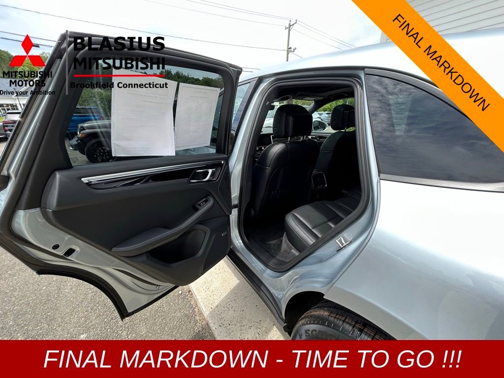 Used 2022 Porsche Macan image 18