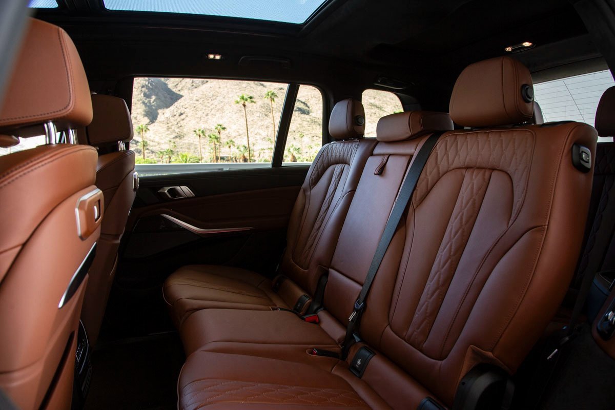 New 2026 BMW X7 M60i image 21