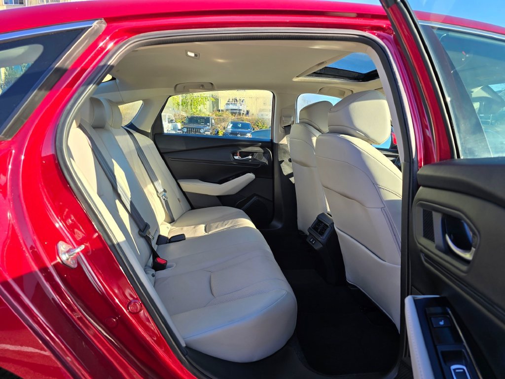 Used 2023 Honda Accord Touring image 12