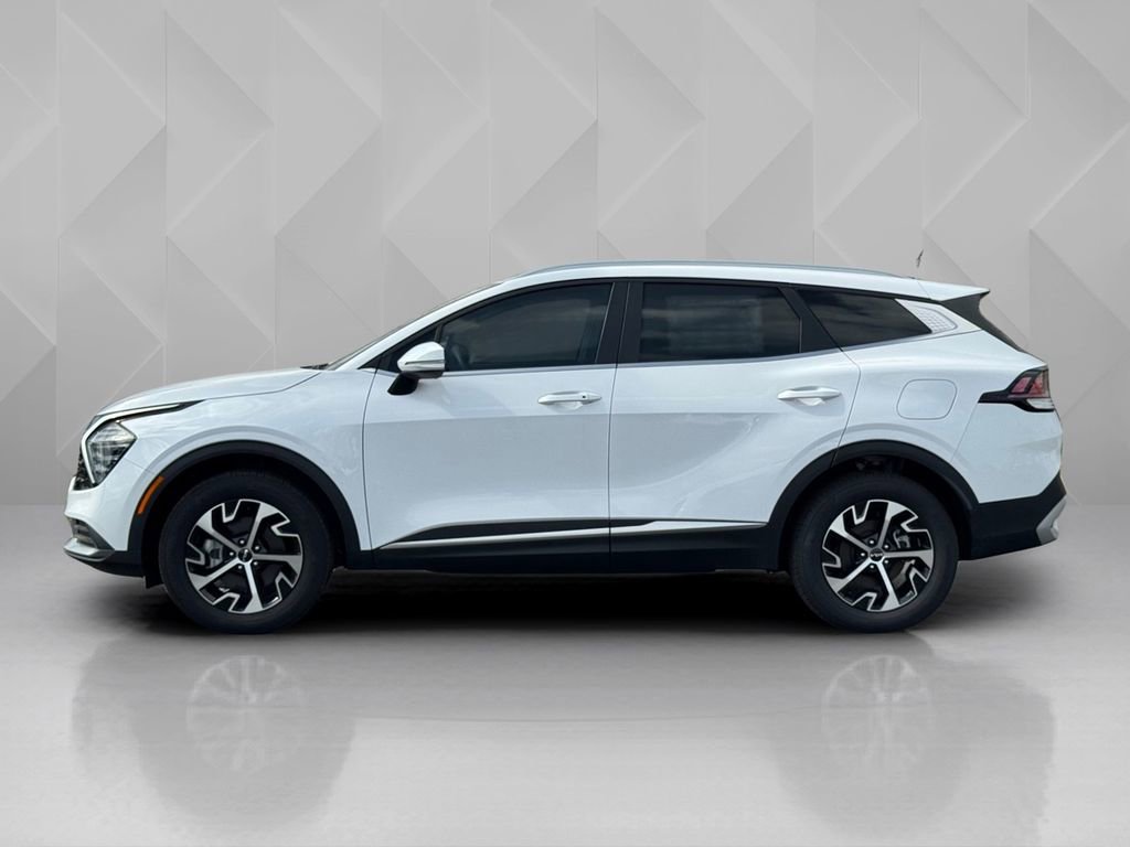 Certified 2025 Kia Sportage EX image 8