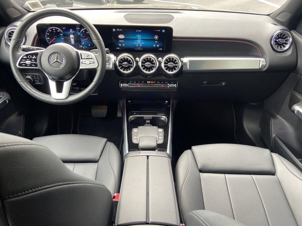 Certified 2022 Mercedes-Benz GLB 250 4MATIC image 13