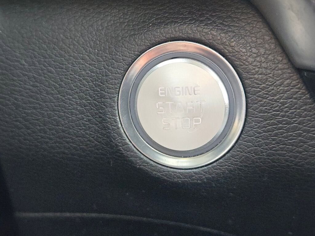 Used 2020 Kia Telluride EX image 32