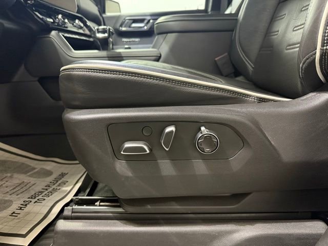 Used 2023 GMC Sierra 1500 AT4X image 18