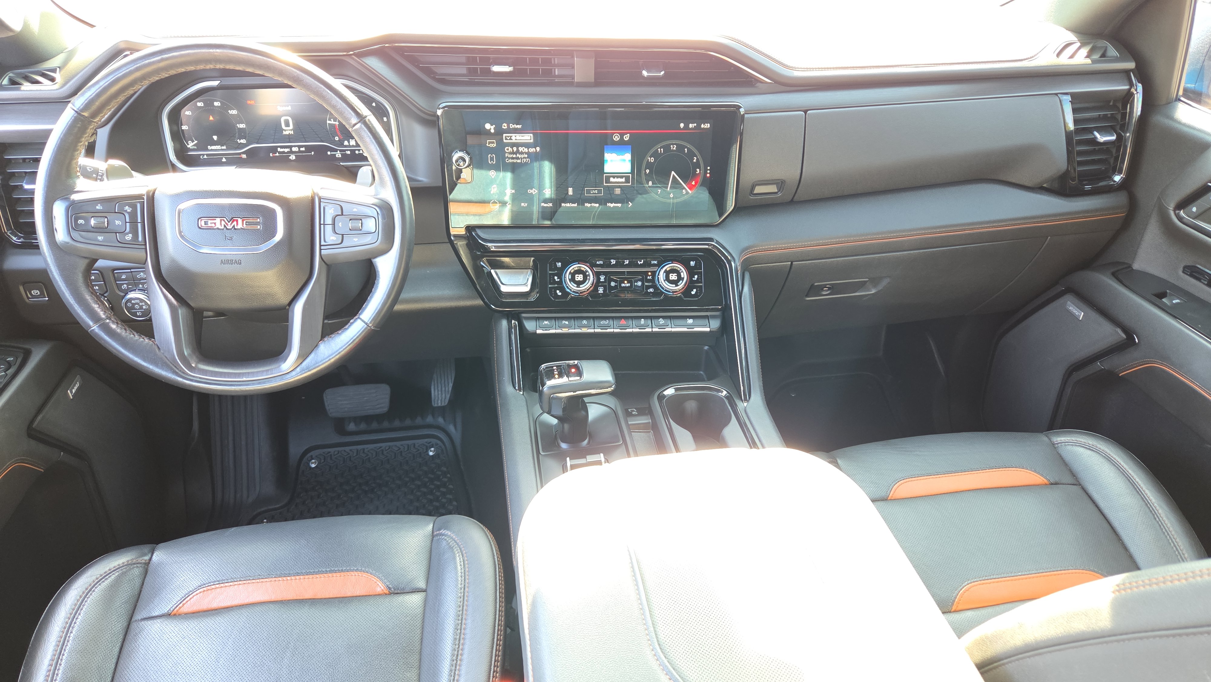 Used 2023 GMC Sierra 1500 AT4 w/ AT4 Premium Package image 12